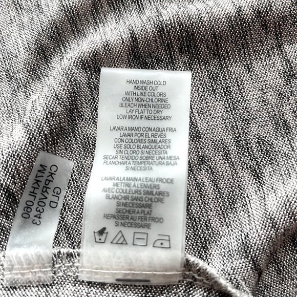 Calvin Klein Long Sleeve Gold Metallic Waterfall Cascading Flyaway Cardigan. - Picture 9 of 10